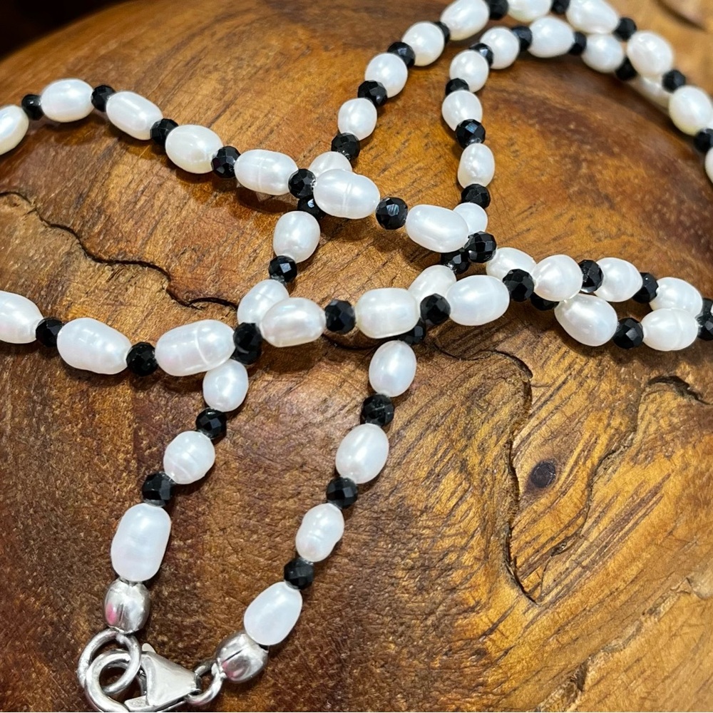 🔥NEW🔥 Freshwater Pearl and Thai Black Spinel Necklace in Sterling Silver 20”